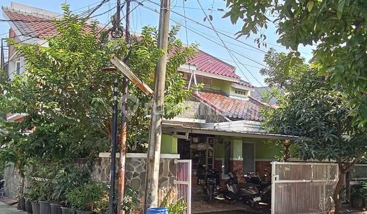 Di Jual Cepat Rumah 2 Lantai Perumahan Villa Mutiara Gading 2, Karang Satria, Tambun Utara, Kabupaten Bekasi