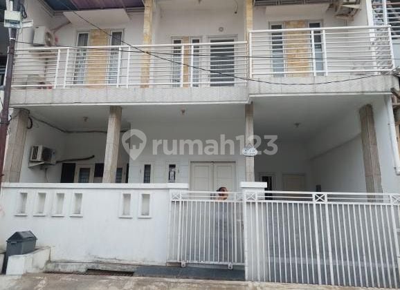 Dijual Rumah Furnished di Duren Jaya Bekasi Timur