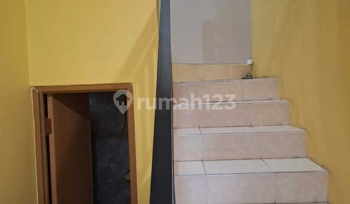 Bebas Banjir, Rumah, 2 Lantai, SHM, bisa KPR Rumah Rapih Dijual Cepat di Cluster Grand Duta Tangerang Kota