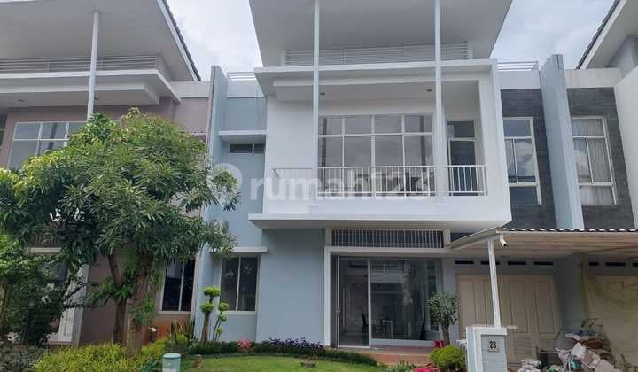Jual Rumah Cluster Grisea , Lantai Granit , Summarecon Serpong