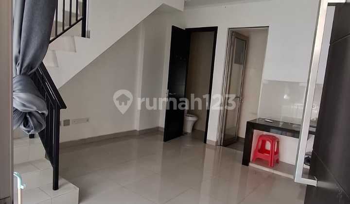Disewakan Rumah Pik 2 Semi Furnish 3Ac