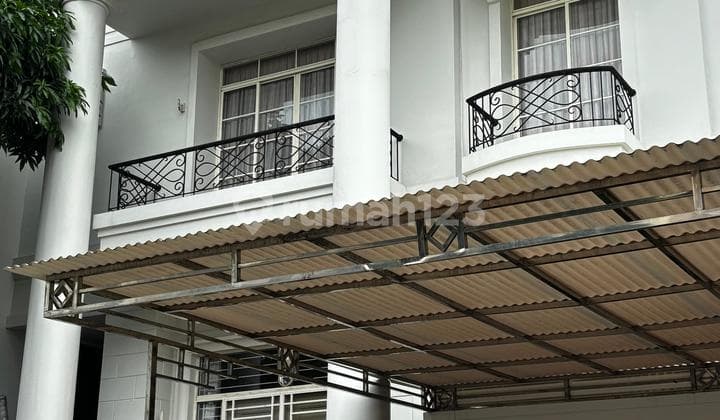 Dijual Cepat Rumah Mewah di Pik 1 - Furnished.