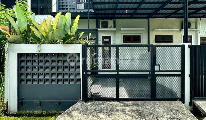 Dijual Rumah Siap Huni di Setia Budi bergaya Modern Minimalist