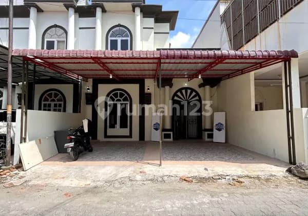 Dijual Rumah Cantik Dalam Komplek Villa Setiabudi Flamboyan