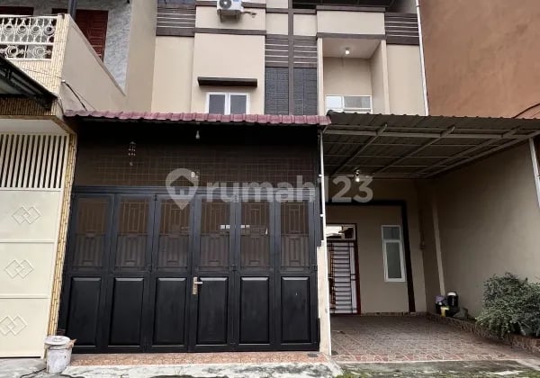 Rumah 3 Lantai di Komplek The Terace Siaphuni daerah pancing