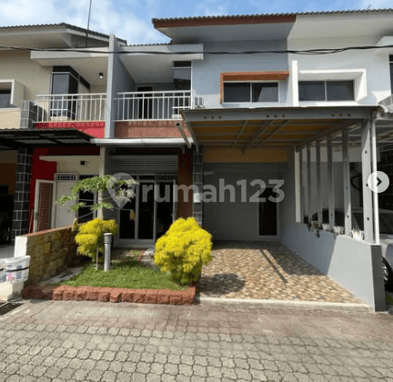 Dijual All-In Beserta Perabot Rumah Komplek di Ringroad