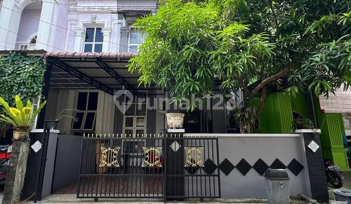 Dijual Rumah cantik Asri dalam komplek di Harmonika Setiabudi
