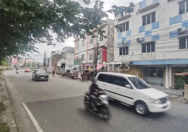 Ruko Sewa Strategis Pinggir jalan di Katamso Titi/ Kuning