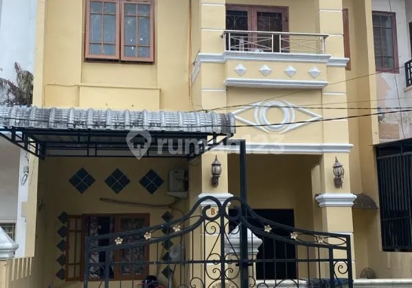 Termurahh! Rumah dalam Komplek Daerah Gagak Hitam dengan 5 Kamar