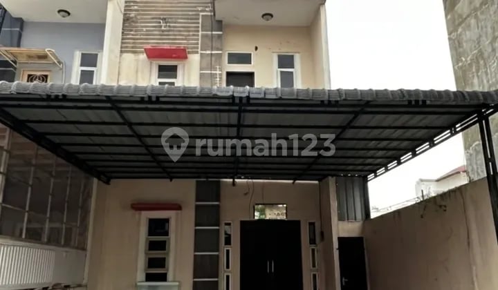 Disewakan Rumah 2 Lantai Murah di Daerah Setiabudi