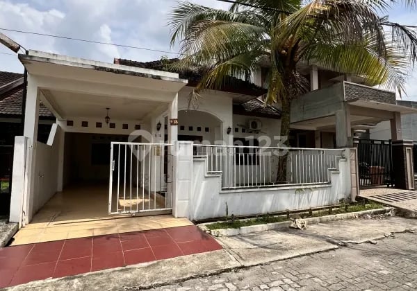 Dijual Rumah Cantik di Komplek Tasbih 1 Ukuran 9 x 33 m