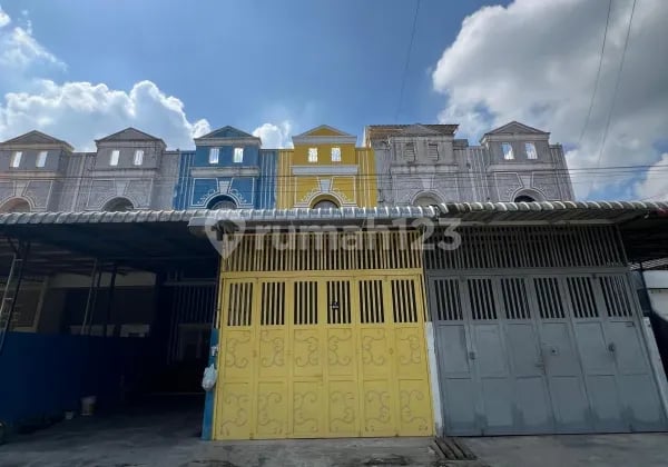 Dijual Townhouse Cantik Full Furnished Daerah Karya