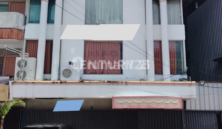 3 Story Nusa Indah 3 Used Italian Steak Shop