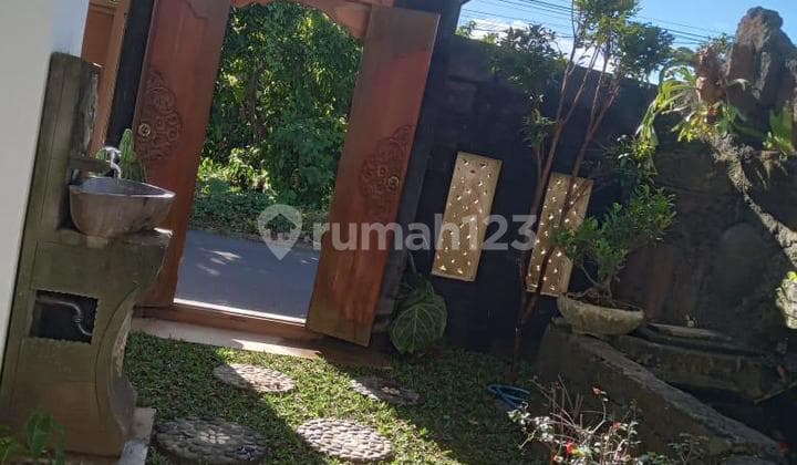 Disewakan Rumah 2 Lantai SHM Lokasi di Buduk-Abianbase