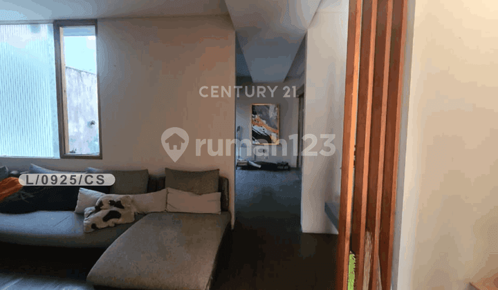 Rumah 2 Lantai Mewah SIap Huni Dan Strategis Di Cicendo Bandung