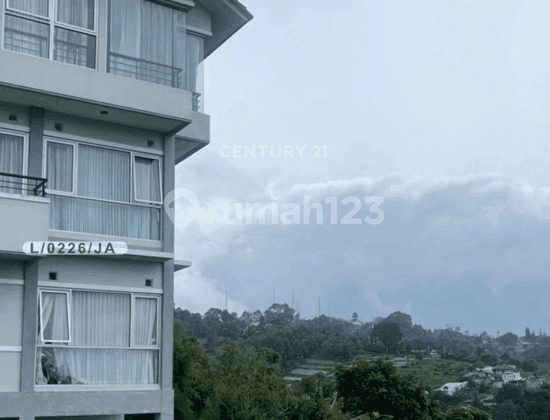 Dijual Rumah Hitung Tanah Luas di Mainroad Punclut Bandung