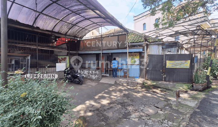 Dijual Rumah Hitung Tanah Strategis di Lengkong Besar Bandung