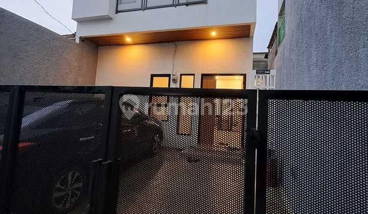 Rumah Baru Brand New 2,5 Lantai Bagus Siap Huni Bebas Banjir di Pondok Aren Belakang Kebayoran Bintaro Jaya