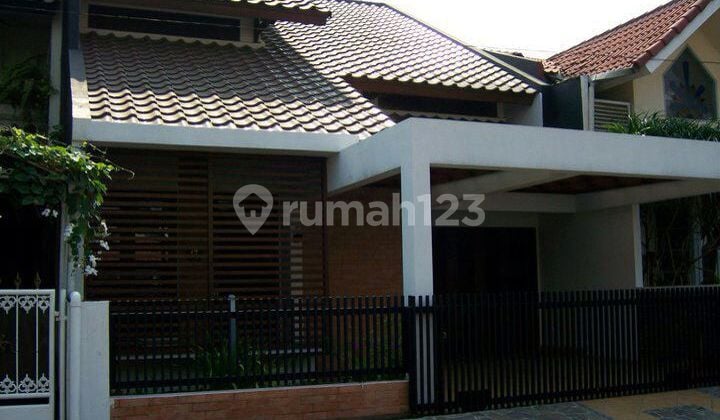 Rumah Bagus Siap Huni Di Bintaro Sektor 5 **