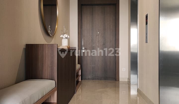The Pakubuwono Springs 2 BR, Kebayoran Lama, Furnished, Private Lift, Siap Huni