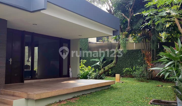 Rumah 1 Lantai Ala Resort, Pondok Indah, Jakarta Selatan, Full Detached, Semi Furnished, Private Pool, Large Garden