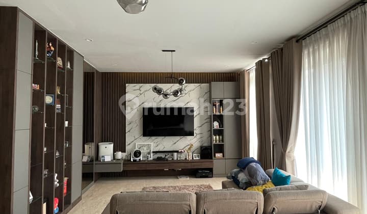 Rumah 3 Lantai Kimora Zora Bsd Lebar 8 Furnished Cantik Siap Huni