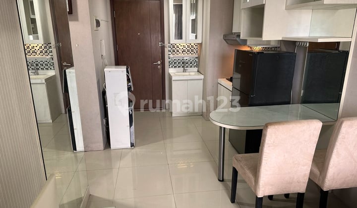 Apartemen 2 BR, Furnished, Lantai Tengah, Signature Park Grande Apartement Mt Haryono, Cawang, Jakarta Timur, 9 Menit ke Stasiun LRT Cawang