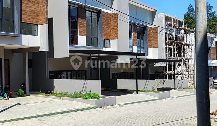 Rumah Baru di Pondok Hijau Cluster Tulip Dekat Upi Bandung