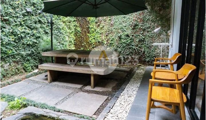 Rumah Aestetik di Setiabudi Regency Bandung Bonus Furnish