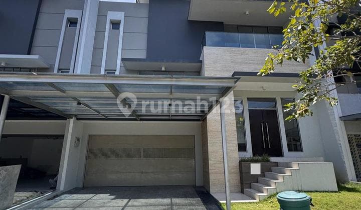 Disewakan rmh mewah pik golf island full furnish view danau