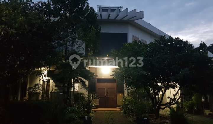 Cheapest House for Rent in Foresta Cluster Fresco Bsd, 4 terraces, 1st and 2nd floors, Garden, Living Room, Family Room, Kitchen, Laundry Room, Drying Area, Roof Deck above Carport for Sports/Sunbathing. House with Full Ventilation and Sunlight. 130/Year. Furnished. Deposit 10M