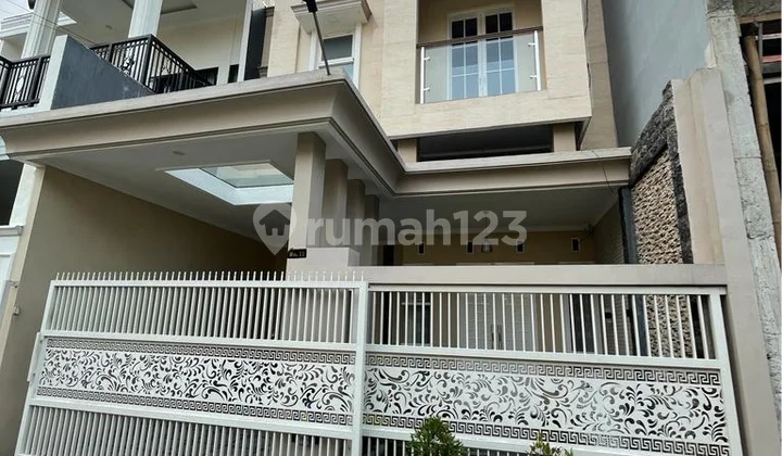 DiJual Rumah Minimalis Modern Siap Huni Di Daerah Bunga-bunga Malang
