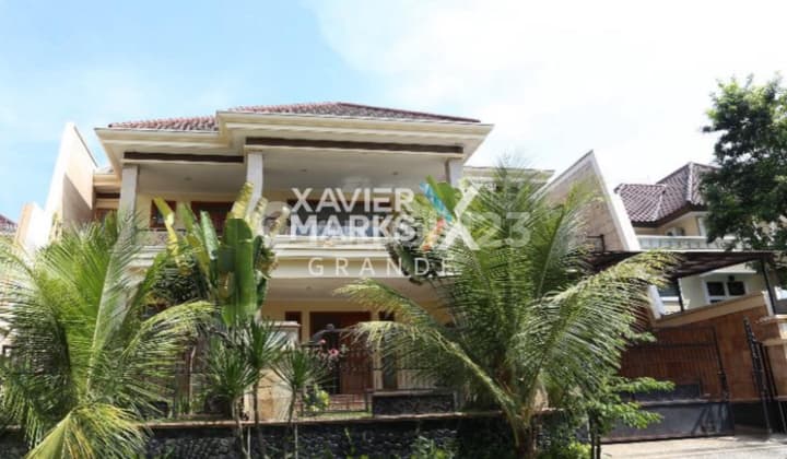 For Sale: House at Istana Dieng Malang