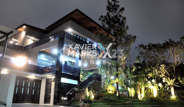 Dijual Rumah Modern Mewah di Riverside Malang