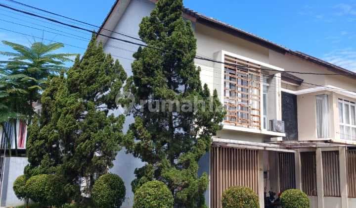 Rumah Bagus Hook minimalis SHM Cluster Riung Bandung, Bandung