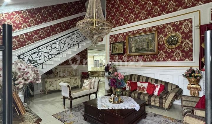 Rumah Mewah American Classic Siap Huni di Daerah Cibaduyut