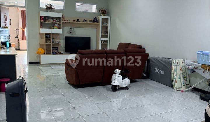 Ruko Strategis siap huni Bagus 240 m2 SHM di Melong Asih Cijerah