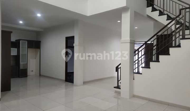 Sewakan Rumah Furnish Minimalis Siap Huni di Batununggal, Bandung
