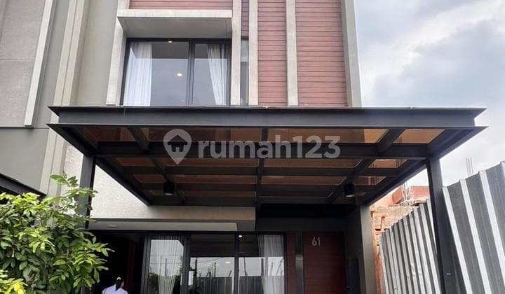 Dijual Rumah Cluster BRIZA Summarecon Tangerang