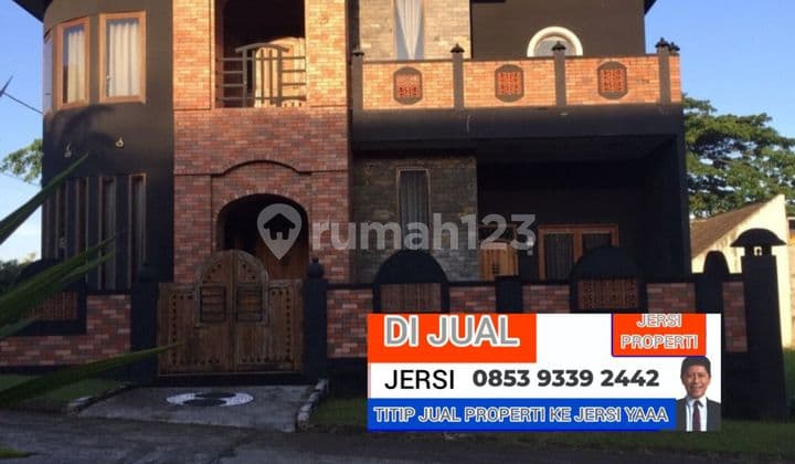 RUMAH ARTISTIK DIPERUMAHAN TENANG BEBAS BANJIR SAMARINDA Rumah 2 Lantai