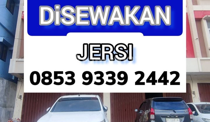 2 Shophouses Combined into 1 for Office Rent, Discounted Price in Samarinda City.