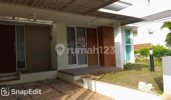 Rumah Bagus di BSB Ivy Park, Mijen