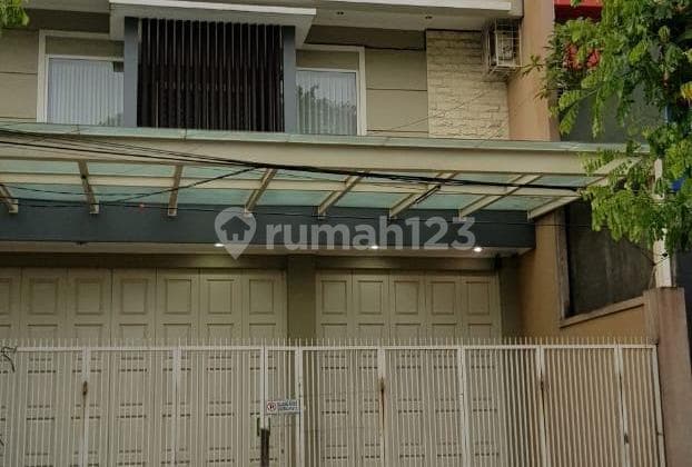 Ruko bagus 3 lantai di Ngagel, Surabaya