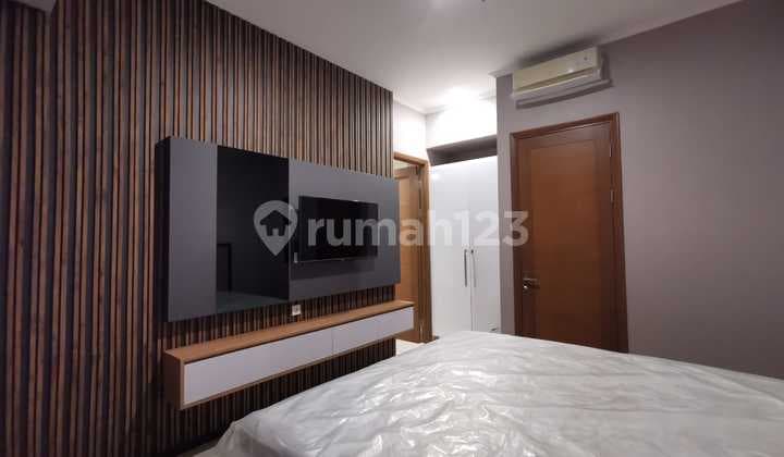 Dijual Cepat Apartement Apartemen Taman Anggrek Residence 3 BR Furnished Baru, Siap Huni. Di Jakarta Barat, Dekat Universitas
