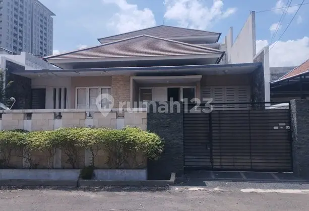 Rumah Mewah di Semarang Tengah