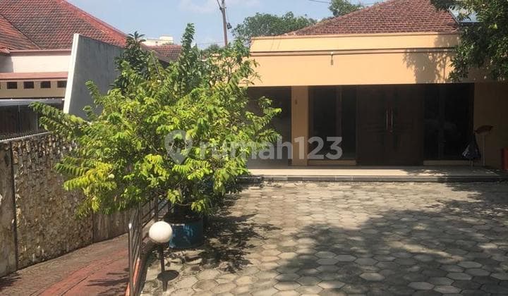 Rumah bagus di Jl. Tambora, Semarang