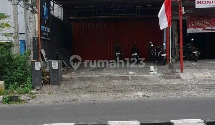 1-Storey Shop House in Sambiroto Area, Strategically Located by the Main Road 1-Storey Shop House in Sambiroto Area, Strategically Located by the Main Road