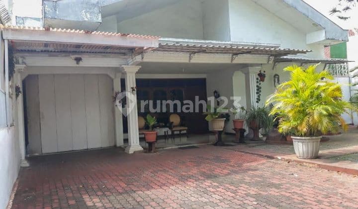 Rumah Bagus Dgn Halaman Depan Dan Belakang Yg Luas Di Sompok