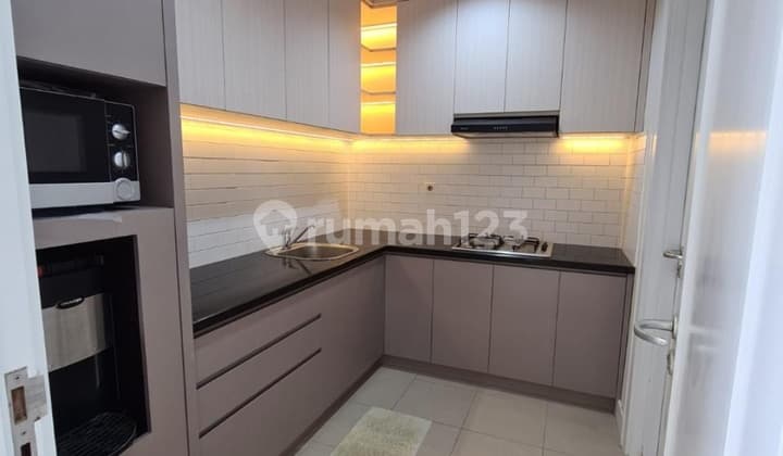 For rent pearl beach apartment damar tower 3 bedrooms fully furnished neat