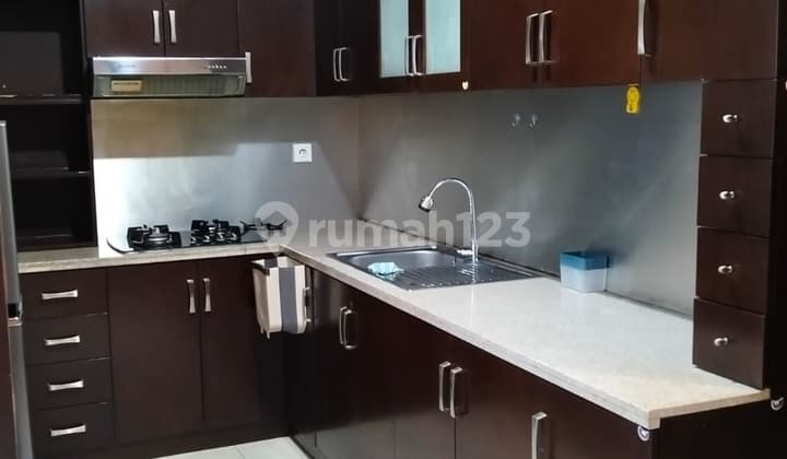For Rent CBD Pluit Apartment Tower Cemara 3 Bedrooms Spacious 69 Sqm Fully Furnished